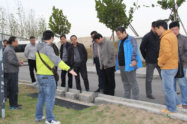 蟠龙新区管委会赴西咸新区考察学习城市建设先进经验