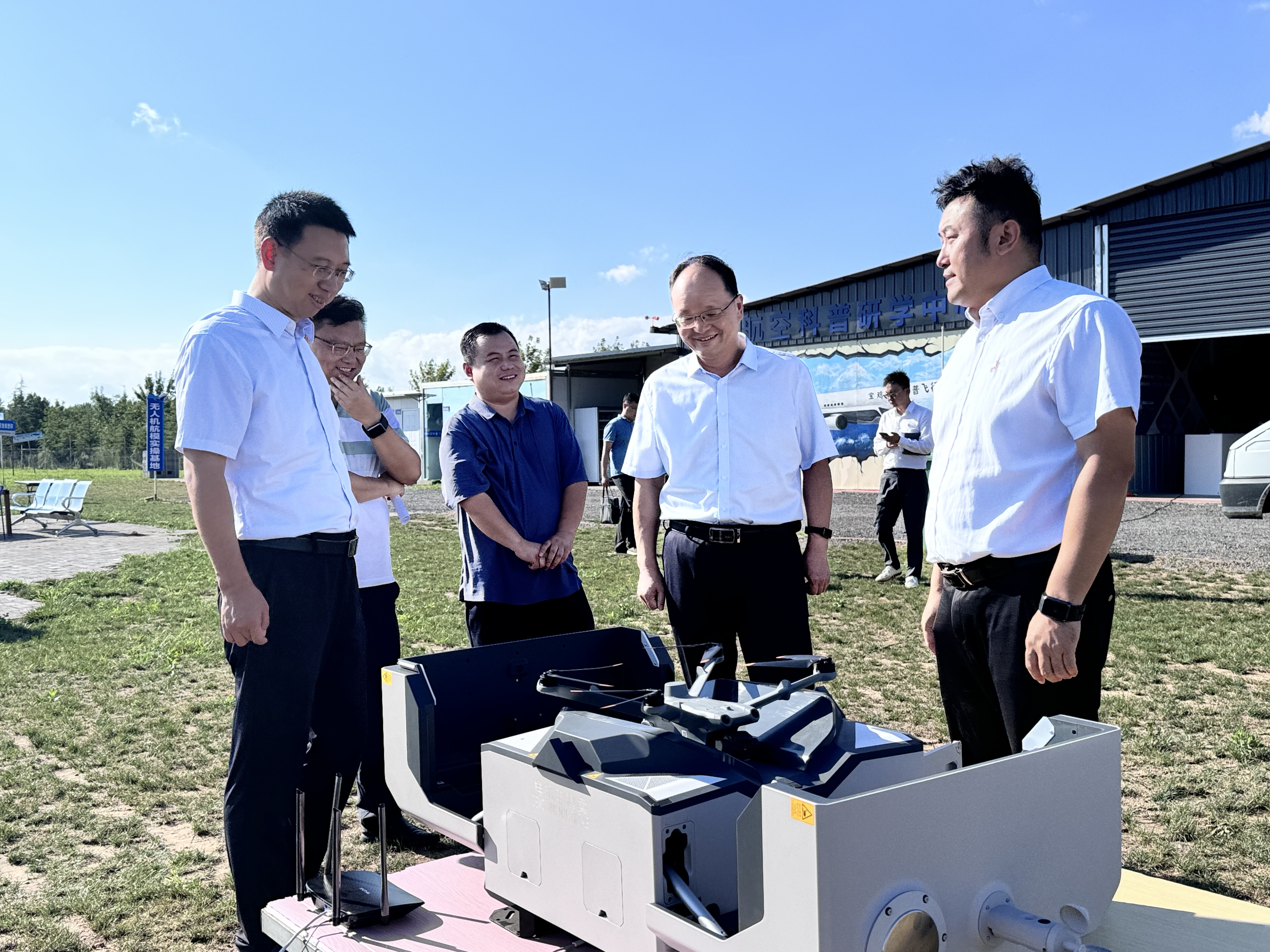 薛建恩在蟠龙高新区调研低空经济发展情况